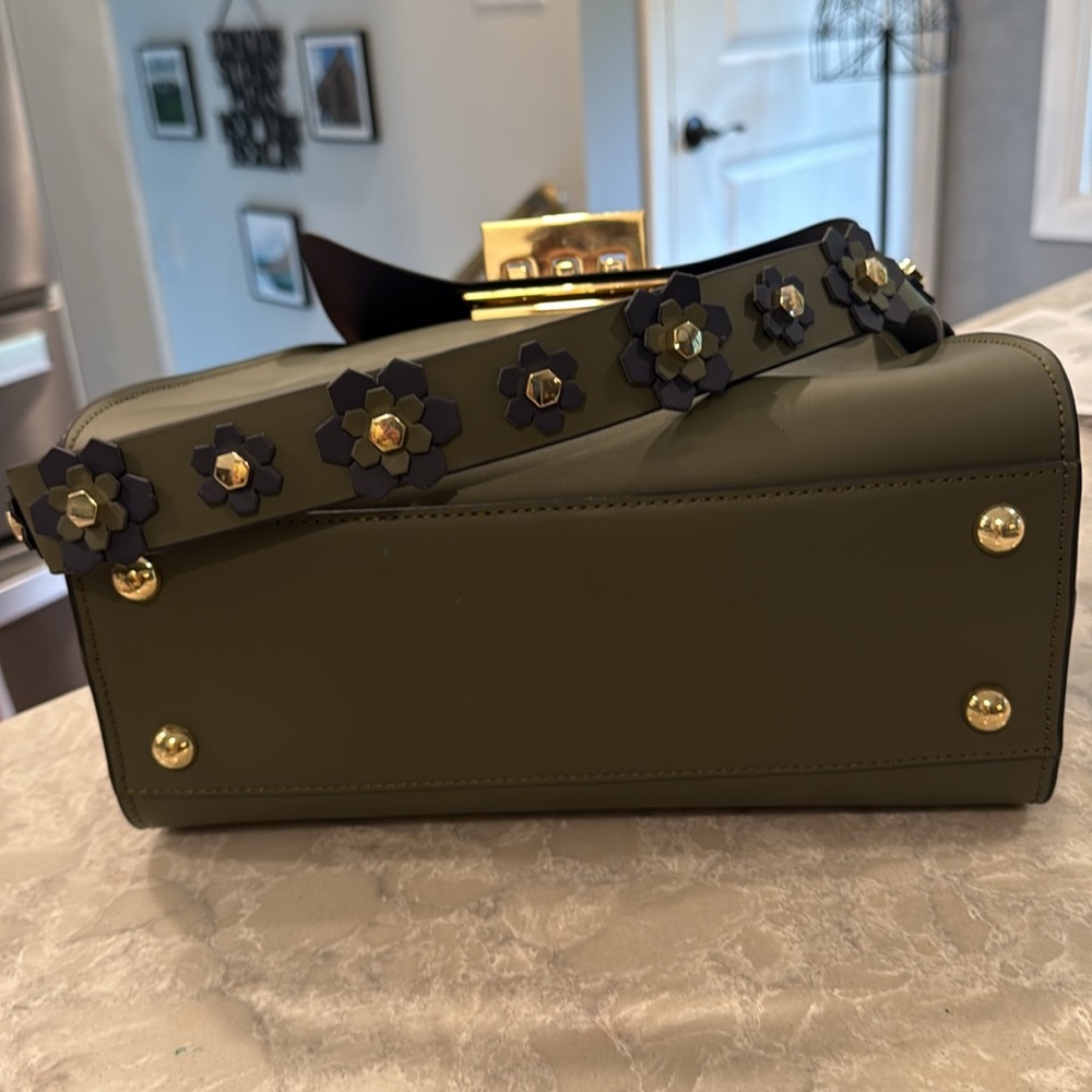 ZAC ZACPOSEN Eartha iconic top handle satchel in Moss - Picture 7 of 9